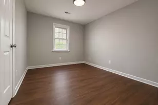 26 Oakwood Dr, Greenville, SC 29609 - Photo 10