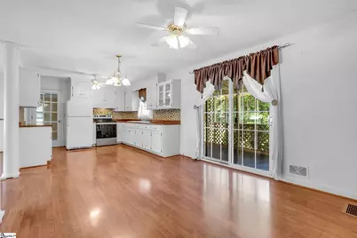 204 Parkdale Drive, Greenville, SC 29611 - Photo 10