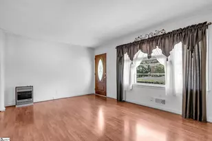 204 Parkdale Dr, Greenville, SC 29611 - Photo 4