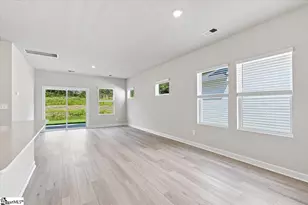 431 Upland Water Ct, Spartanburg, SC 29301 - Photo 6
