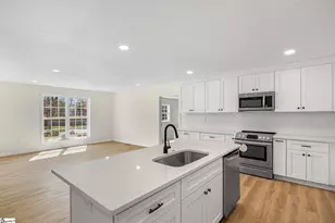 106 Otis St, Greenville, SC 29605 - Photo 14