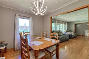 135 Skyview Dr, Spartanburg, SC 29303 - Photo 6