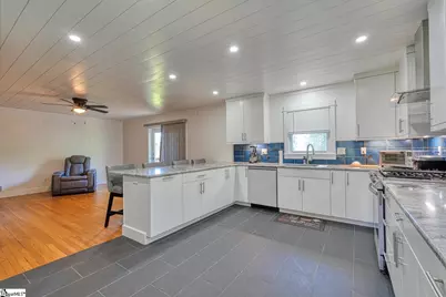 135 Skyview Drive, Spartanburg, SC 29303 - Photo 12