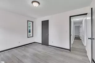 101 Cedar Ln, Easley, SC 29642 - Photo 18
