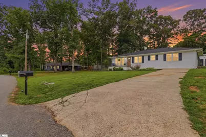 23 Blue Mountain Drive, Greenville, SC 29617 - Photo 2