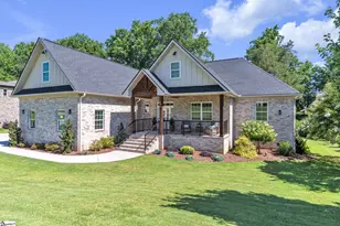 105A Bree Dr, Anderson, SC 29621 - Photo 2