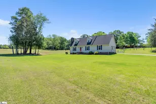 15 Hoedad Dr, Fountain Inn, SC 29644 - Photo 2