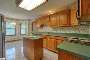 826 Mount Zion Rd, Spartanburg, SC 29303 - Photo 18