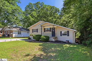 317 Beatrice St, Greenville, SC 29611 - Photo 2