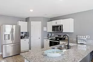 206 Christopher St, Duncan, SC 29334 - Photo 8
