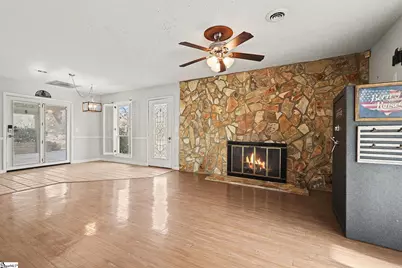 113 Grant Drive, Laurens, SC 29360 - Photo 4