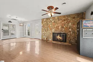 113 Grant Dr, Laurens, SC 29360 - Photo 4