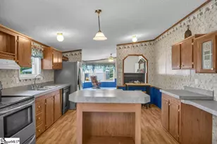 90 E Stagecoach Rd, Cross Hill, SC 29332 - Photo 16
