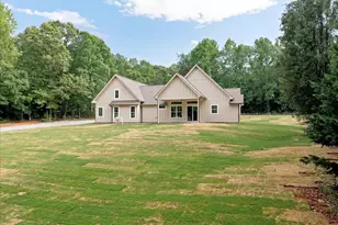 4742 Jordan Rd, Greer, SC 29651 - Photo 38