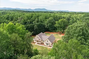 4742 Jordan Rd, Greer, SC 29651 - Photo 4
