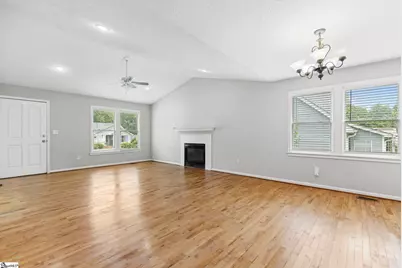 120 Charmar Way, Taylors, SC 29687 - Photo 10