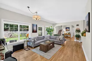 208 Valley Rd, Travelers Rest, SC 29690 - Photo 8