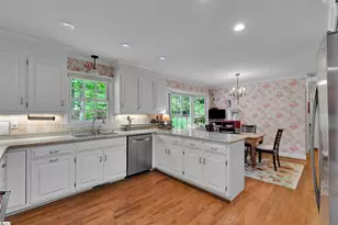 28 Rocky Creek Ln, Greenville, SC 29615 - Photo 12