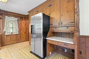210 N Rockview Dr, Greenville, SC 29609 - Photo 12