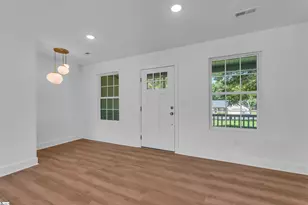 410 Benjamin Reid Ct, Duncan, SC 29334 - Photo 8