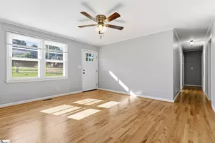 116 W Decatur St, Greenville, SC 29617 - Photo 4