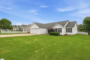 101 Walcott Dr, Lyman, SC 29635 - Photo 4