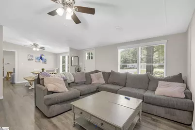 313 W Bagwell Road, Liberty, SC 29657 - Photo 8