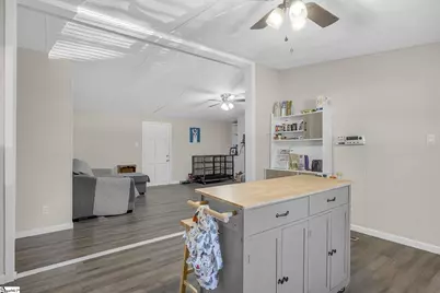 313 W Bagwell Road, Liberty, SC 29657 - Photo 16