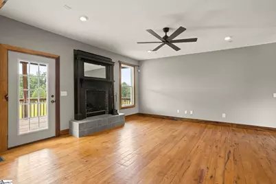 210 Rutledge Lake Road, Greenville, SC 29617 - Photo 6