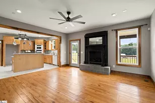 210 Rutledge Lake Rd, Greenville, SC 29617 - Photo 8