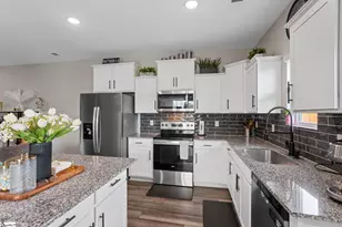 107 Brown Cir, Easley, SC 29642 - Photo 8