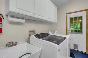 1004 Ridgeview Dr, Pendleton, SC 29670 - Photo 10