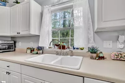301 S E Street, Easley, SC 29640 - Photo 18