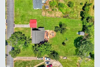 104 Locksley Drive, Greenwood, SC 29649 - Photo 32