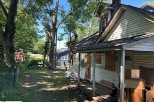 922 N Logan St, Gaffney, SC 29341 - Photo 18
