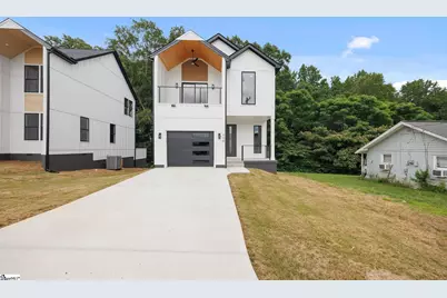 128 Lyman Avenue, Duncan, SC 29334 - Photo 2