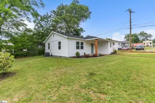 31 Hellams St, Greenville, SC 29611 - Photo 2