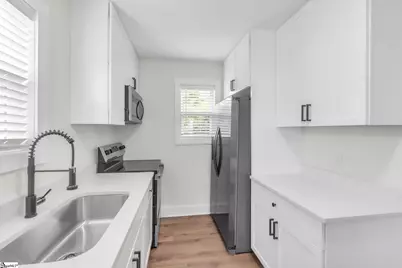 31 Hellams Street, Greenville, SC 29611 - Photo 10
