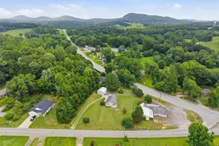 617 Pumpkintown Hwy, Pickens, SC 29671 - Photo 38