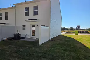 2055 Hillman Wy, Roebuck, SC 29376 - Photo 6