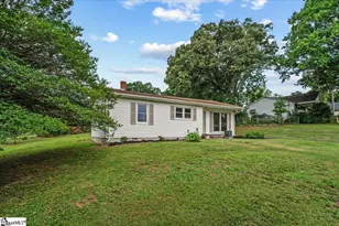 108 Valley Dr, Greer, SC 29651 - Photo 4