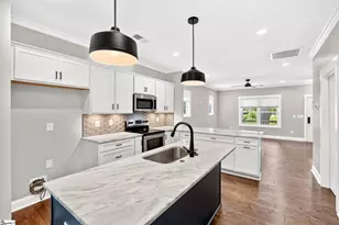 36 Interurban Ave, Greenville, SC 29609 - Photo 6