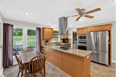 208 Holly Road, Taylors, SC 29687 - Photo 2