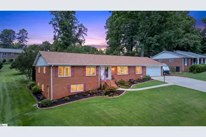 208 Holly Road, Taylors, SC 29687 - Photo 6