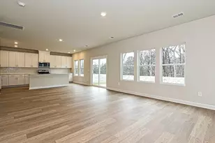 301 Lavinia Cir, Duncan, SC 29365 - Photo 10