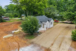 5497 Old Buncombe Rd, Greenville, SC 29609 - Photo 48