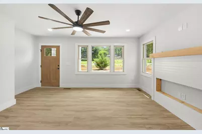 5497 Old Buncombe Road, Greenville, SC 29609 - Photo 8