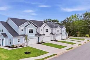 429 Crestcreek Dr, Anderson, SC 29621 - Photo 2