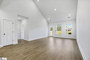 330 Ridgelea St, Fountain Inn, SC 29644 - Photo 10