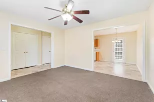 609 Golden Springs Ln, Liberty, SC 29657 - Photo 2